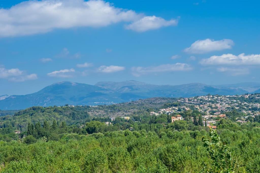 A7- 2 Bdr Sea & Mountain View - Ac, Parking, Pool & Terrace Lejlighed Antibes Eksteriør billede